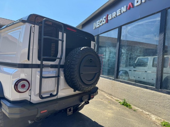 INEOS GRENADIER GRENADIER 3.0L 6 Cylindres Essence BVA